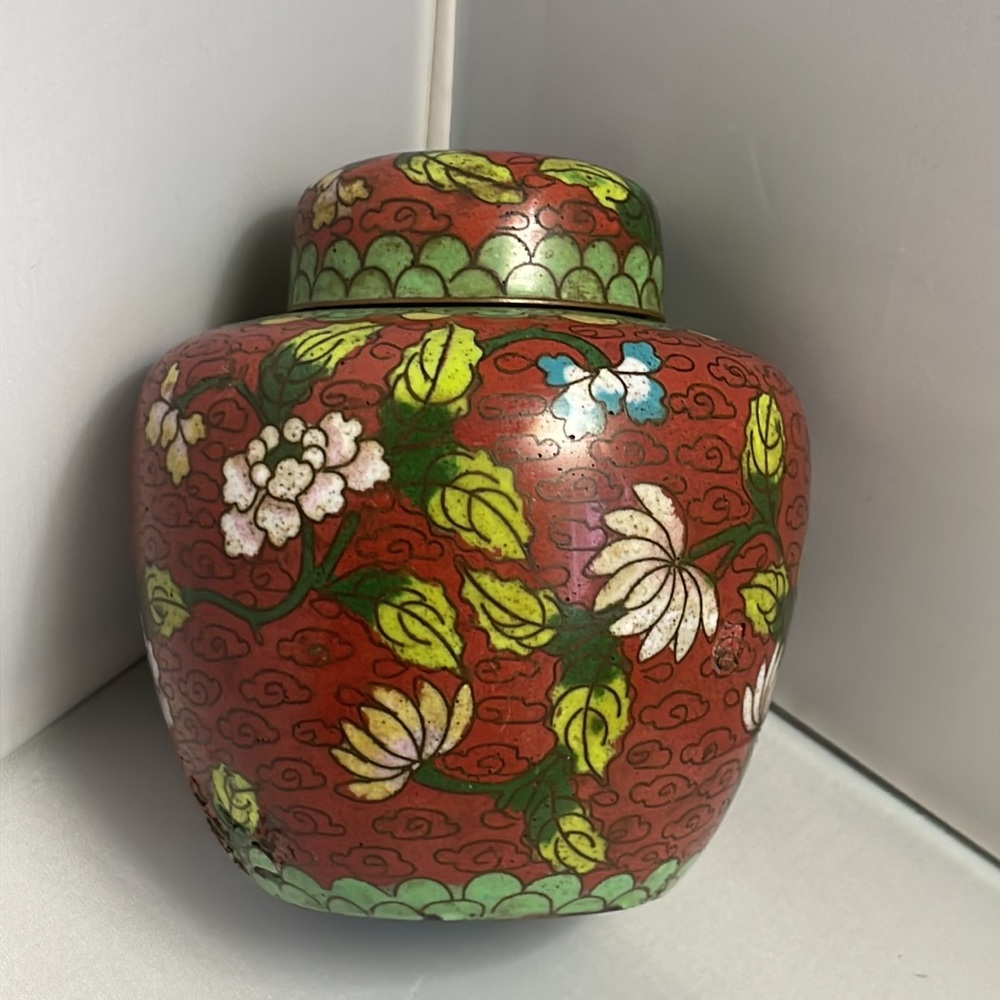 Vintage Cloisonné Ginger‎ Jar, Red w/ Flowers & Blue Interior, Marked China
